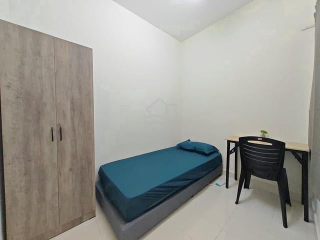 FREE 1 MONTH - Female Single Room Kinrara Mas Near LRT Pavilion Giant 1