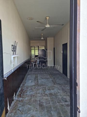 Single Storey Taman Desa Puteri Bahau Negeri Sembilann 3