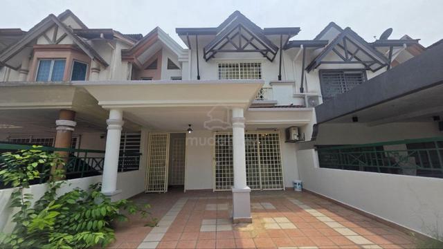 Double Storey Taman Bukit Subang ELMINA LAKESIDE MALL Shah Alam 1
