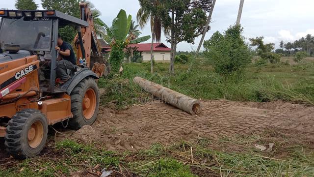 Tanah Tepi Jalan IPG Dato' Razali Batu Rakit 1