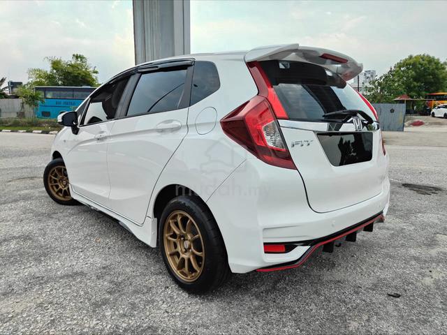 2019 Honda JAZZ 1.5 (A) FL RS KEYLESS ANDROID PLYR - 2