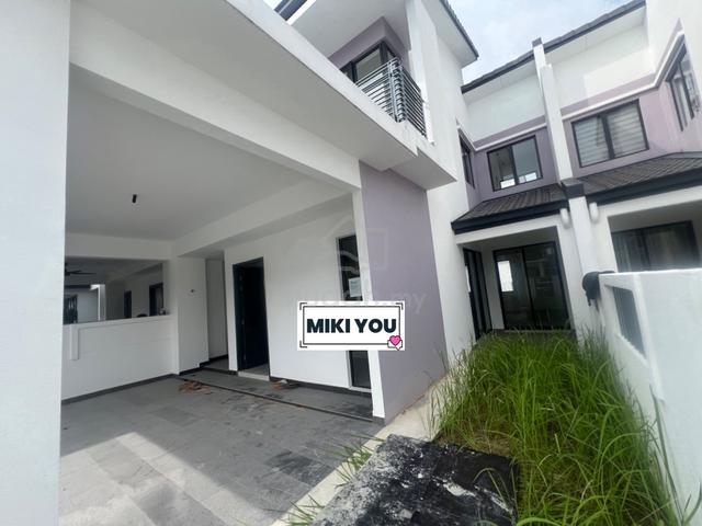 【Robin Brand new】2 storey house for sale, bandar rimbayu 1