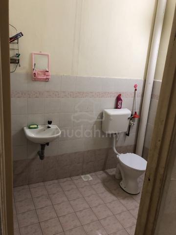 House for Rent in Family-Friendly Neighborhood 5