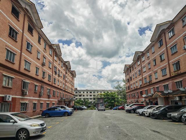 Rajawali Aparment (Bandar Country Homes) 1