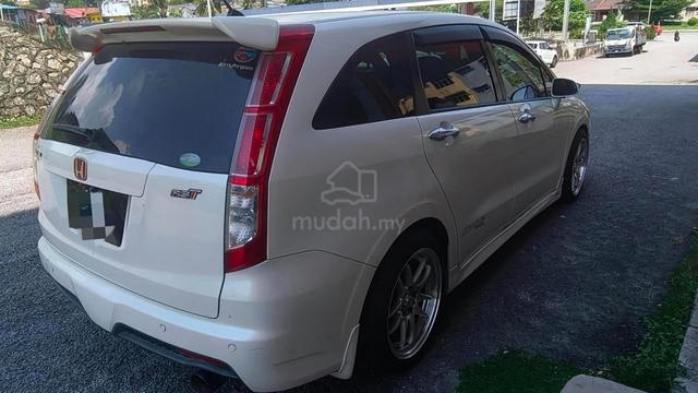 2011 Honda STREAM 1.8 i-VTEC FACELIFT (A) - 2