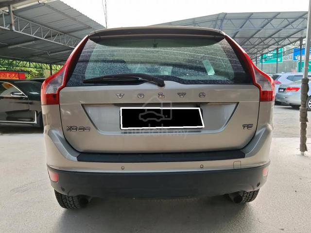 2011 Volvo XC60 2.0 T5 (A) - 4