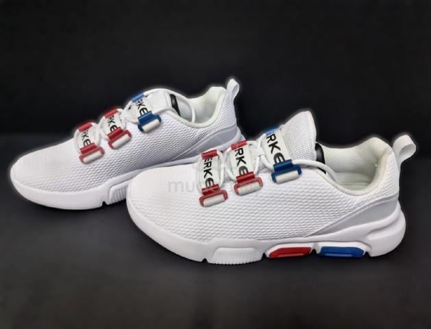 sport shoes size 42 - photo 3 of 5