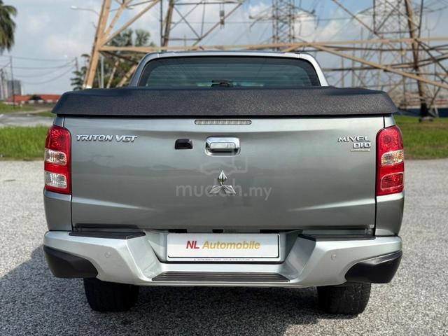 2018 Mitsubishi TRITON 2.4 VGT PREMIUM 4X4 - 4