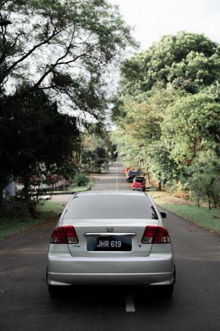 2004 Honda CIVIC 1.7 VTEC (A) - 4