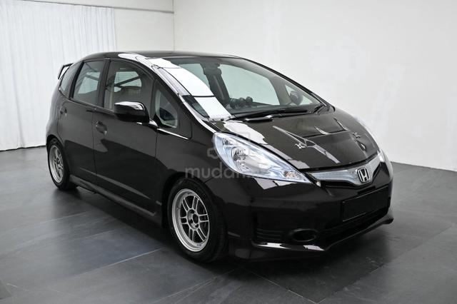 2014 Honda JAZZ 1.5 FACELIFT (M) TIPTOP 1-YR WRNTY - 3