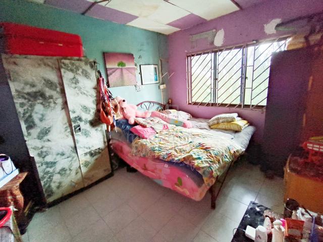 Flat Cempaka Tampoi Blok 15 3