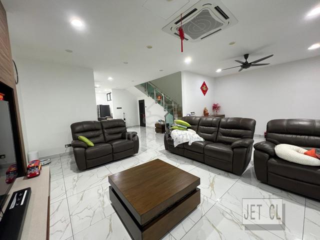 Paloma Bandar Bukit Raja Double Storey House 24x75 FULLY RENOVATED!! 1
