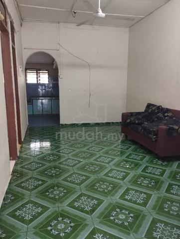 Rumah Sewa Ayer Tawar 3