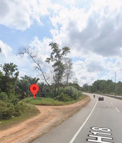 Jemaluang main road land 1