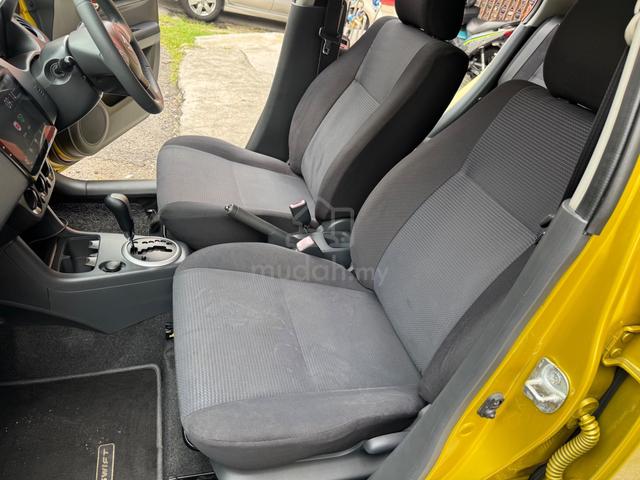 2012 Suzuki SWIFT 1.5 GLX FACELIFT (A)AAA conditio - 4