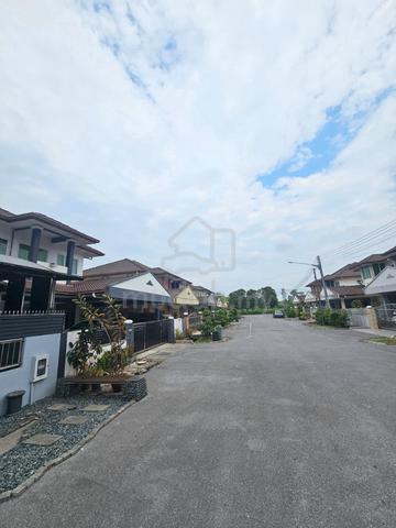 Lorong Lapangan Terbang - Fully Furnished Semi-D FOR SALE 1