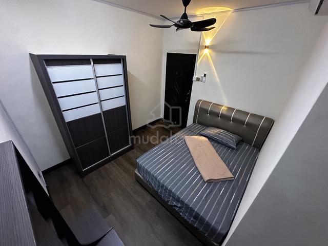Mahsuri Square Condo 1