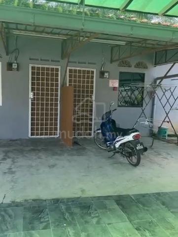 Rumah Untuk Disewa Ayer Baloi Pontian Dekat MRSM Pontian & Sedenak 1