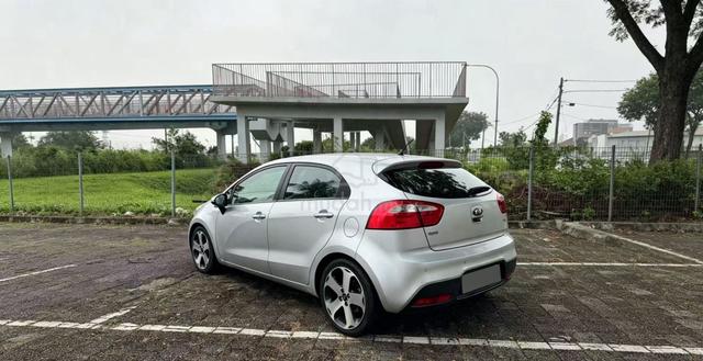 2014 Kia RIO 1.4 UB (A) - 3