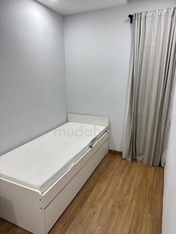 Small Room Aratre Residence 1