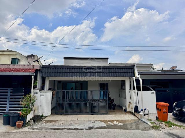 Semi Furnished Single Storey Terrace, Taman Greenwood, Gombak 1