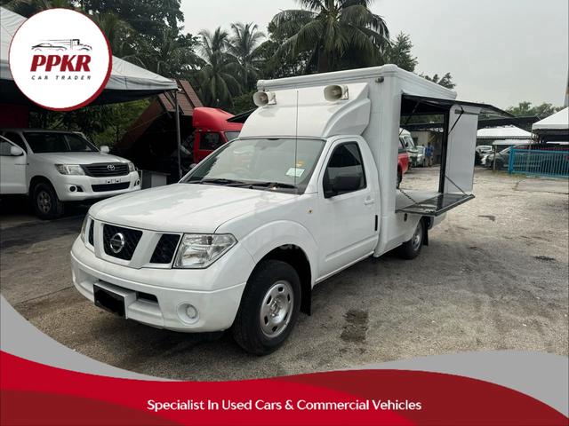 Nissan Navara 2.5L Pasar Malam - ONLY 61k MILLEAGE - photo 3 of 6