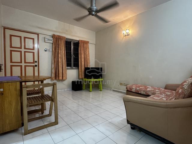 Desa Ixora 1