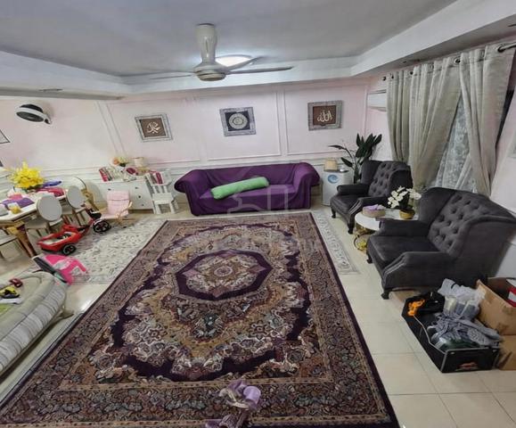 Taman Selat Damai 2 Sty House Pandamaran,Port Klang 2 A/C KITCHEN CABI 1
