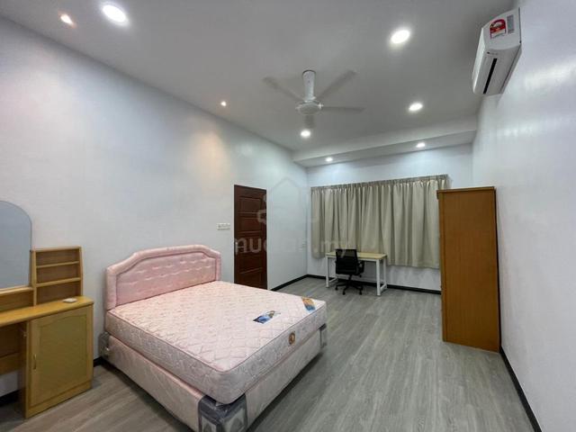 Premium Fully Furnished Master Room for rent with private 🛁bathroom 1