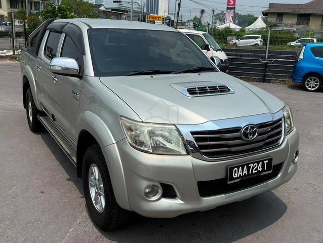TOYOTA HILUX 3.0 Vnt (A) 4X4 AT 2012 - 1