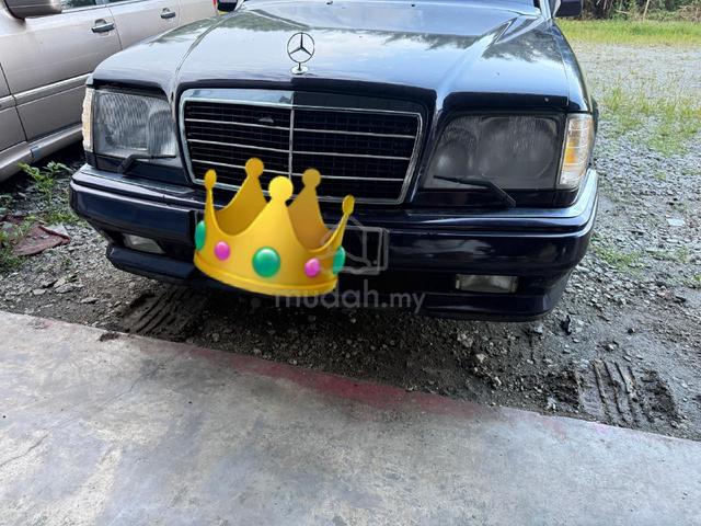 1995 Mercedes Benz 260E 2.6 (A) - 4