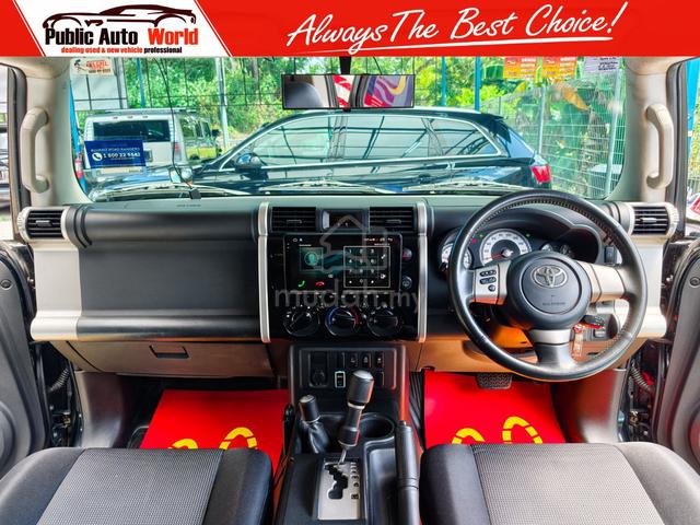 Toyota FJ CRUISER 4.0 V6 4WD ANDROID PERFECT WRNTY - 3