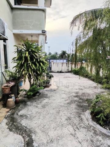 Taman Bestari Indah @ Ulu Tiram 2 Storey Corner 4 Room Unblock View 1
