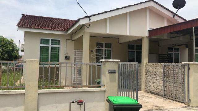Rumah Teres Corner Lot DI Taman Jelutong Changlun Kedah 1