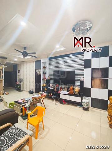 KITCHEN EXTENDED Single Storey Semi-D Bandar Puteri Jaya FOR SALE 1