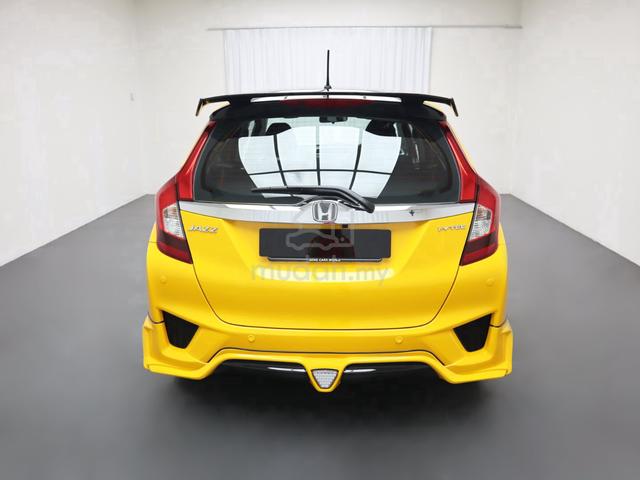 2017 Honda JAZZ 1.5 E (A) FSR 1-OWNER TIPTOP - 5