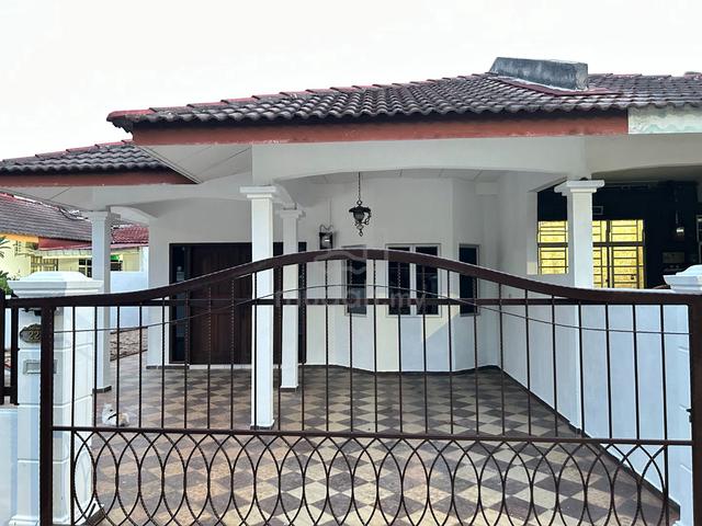 Direct Owner- Rent Single Storey End Lot Saujana Indah Bukit Katil MMU 1