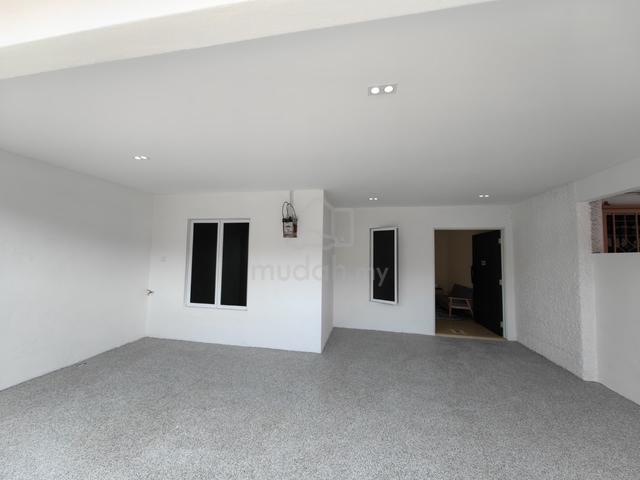 Town Area Freehold Single Storey Terrace Taman Bukit Senjuang Semabok 1