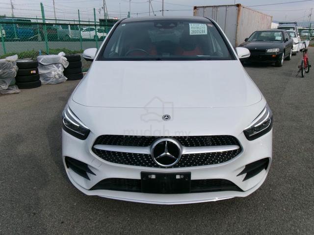 Merc-Benz B180 1.3 AMG black red HUD roof 4.5 2021 - 3