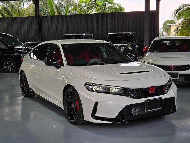 2K KM 6AA 2025 Honda CIVIC 2.0 TYPE R FL5 (M) - 1