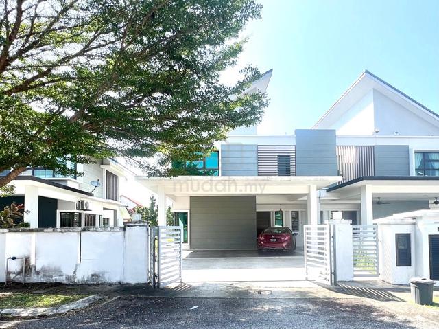 [CANTIK, PRIVACY] Semi D Laman Cempaka Twin Villa, Kota Seriemas 1