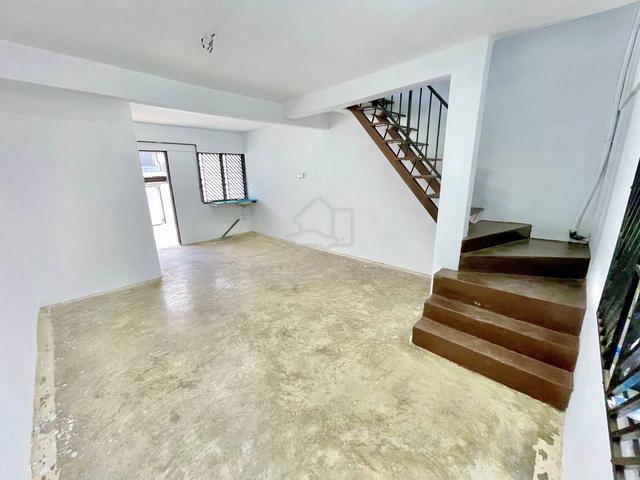 14x55 Desa Jaya Double Storey Low Cost @ Jalan Lembah 1
