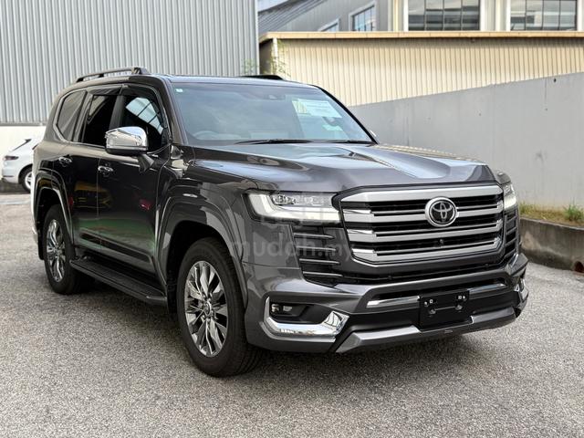 Highest) 2024 Land Cruiser LC300 ZX-coolbox black Cars for sale