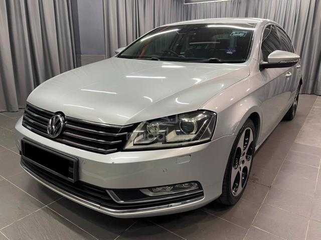 2012 Volkswagen Passat 1.8 TSI (A) Sedan - 3