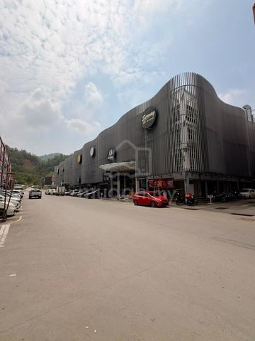Halal Food Court Restaurant For Rent Eg Mall Inanam 1