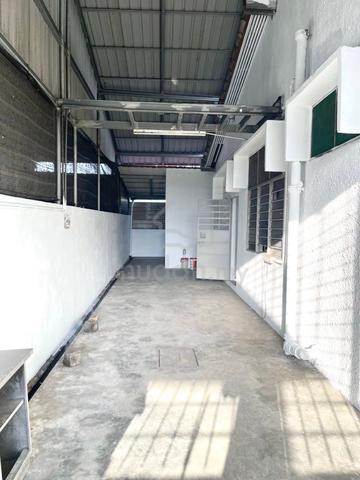 Allow foreign|Taman Usaha, Jalan Pala|1 Story Semi-D 1