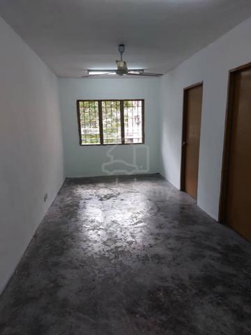Apartment Idaman 1