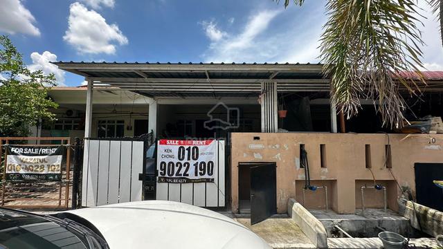 1sty Terrace House, Banting, Taman Merpati 1