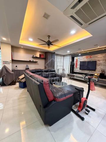 Taman Megah Ria Jalan Dedaru Double Storey Corner Lot House,Permas 1