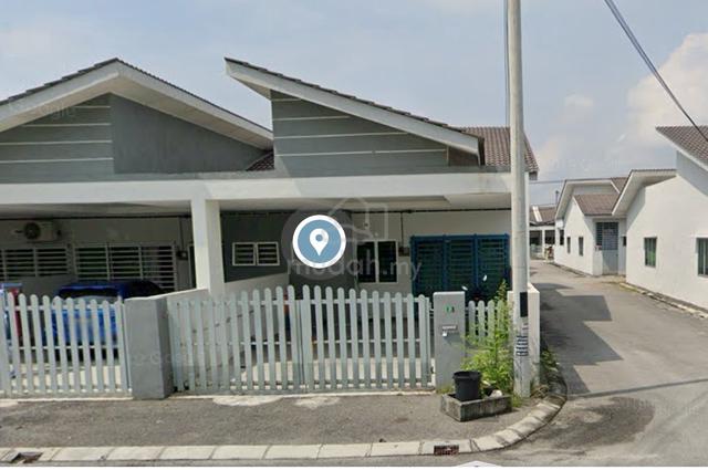 Single Storey End lot House at Desa Sri Wang Lahat 1